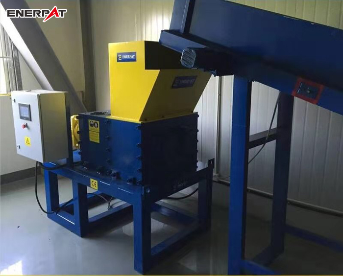 上海硬盤(pán)破碎機(jī)現(xiàn)場(chǎng)圖 上海硬盤(pán)破碎機(jī)現(xiàn)場(chǎng)圖