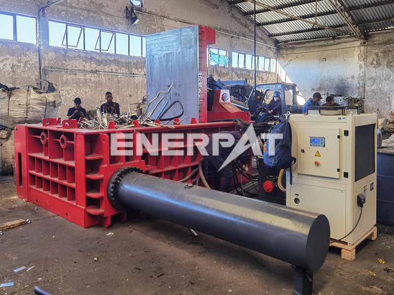 鋁合金壓塊機(jī) 鋁合金壓塊機(jī)