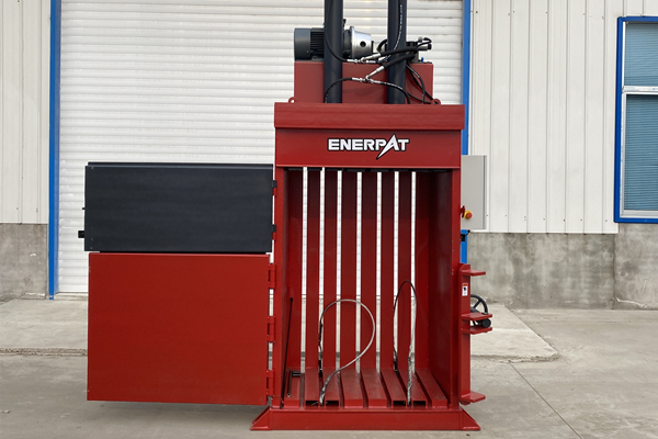 云南某卷煙廠定制廢紙箱打包機(jī)案例 云南某卷煙廠定制廢紙箱打包機(jī)案例