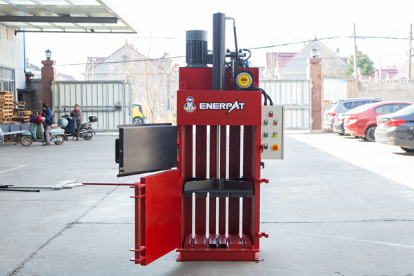 達(dá)州某化工公司定制編織袋打包機(jī)案例 達(dá)州某化工公司定制編織袋打包機(jī)案例