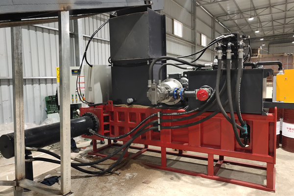 福建某菌業公司定制秸稈套袋機案例 福建某菌業公司定制秸稈套袋機案例