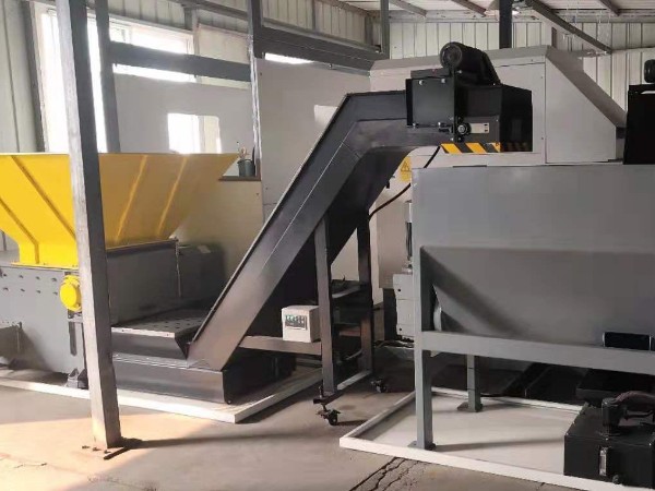 蘇州某機械公司定制不銹鋼屑壓餅機案例 蘇州某機械公司定制不銹鋼屑壓餅機案例