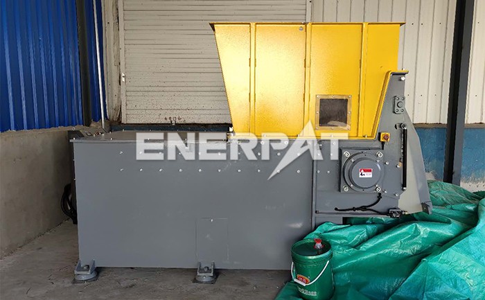 塑料撕碎機(jī) 塑料撕碎機(jī)