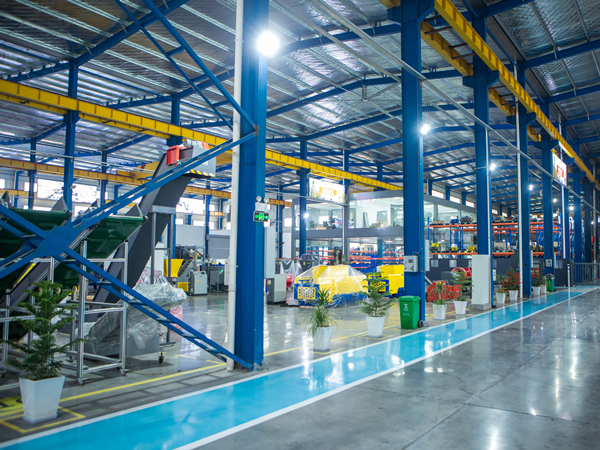 恩派特-工廠內部環境