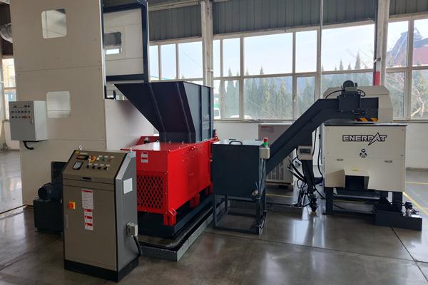 江西金葉大銅科技有限公司定制銅屑壓餅機案例 江西金葉大銅科技有限公司定制銅屑壓餅機案例