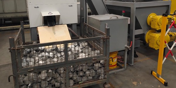 鐵屑?jí)簤K機(jī)壓塊不緊實(shí)什么原因？怎么避坑？