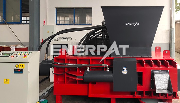 廢鋁打包壓塊機