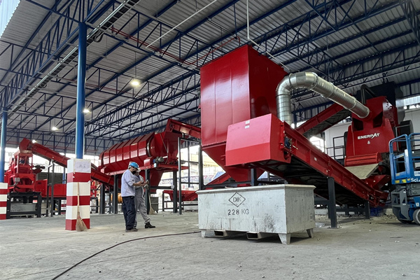 泰國曼谷某鋁回收行業定制鑄鋁破碎機案例 泰國曼谷某鋁回收行業定制鑄鋁破碎機案例