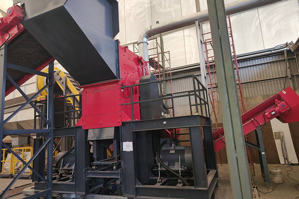 格林美定制汽車外殼破碎處置設備案例 格林美定制汽車外殼破碎處置設備案例