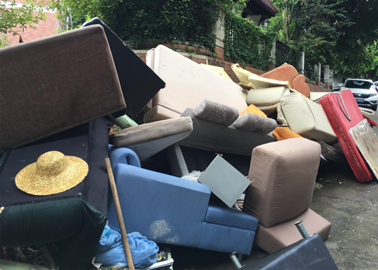 廢舊沙發 廢舊沙發