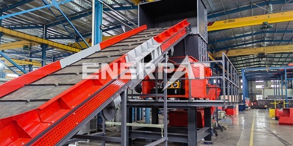 塑料破碎機設備哪家好?大型塑料粉碎機多少錢一臺?